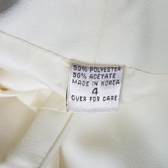 Double-Breasted Crop Jacket Suit - Picture 9 of 12